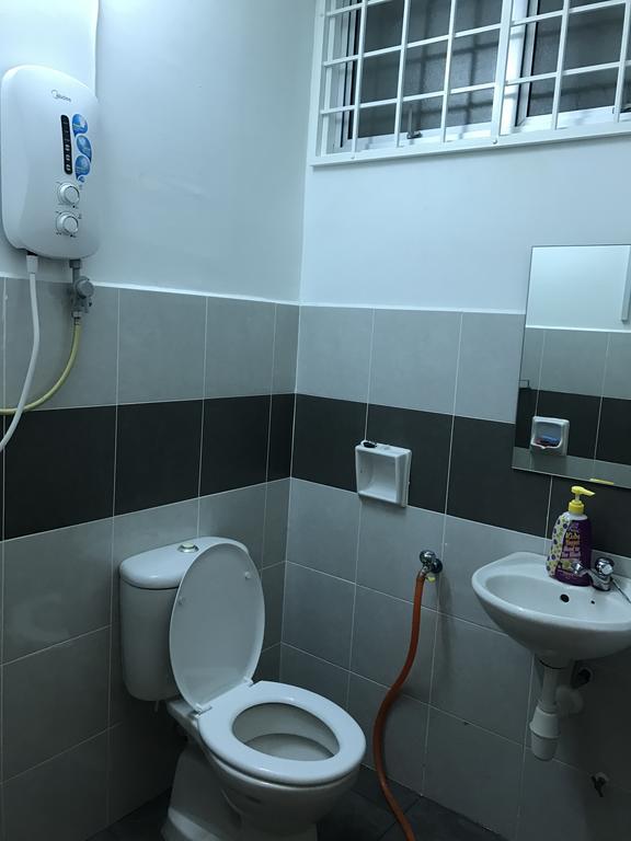 Apartment In Ladang Tok Pelam Kuala Terengganu Buitenkant foto